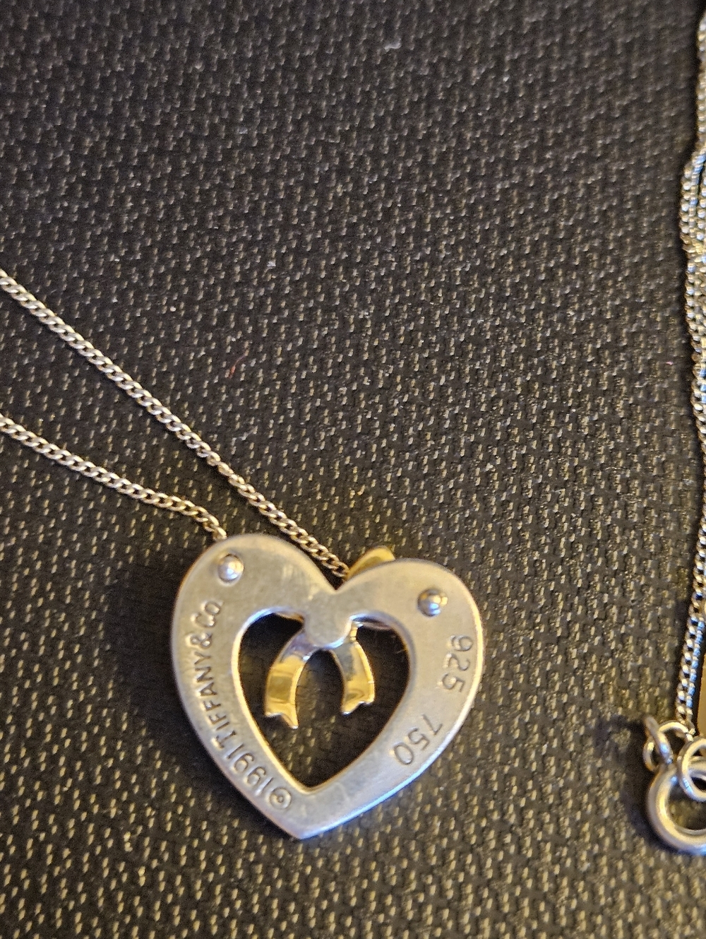 Tiffany & Co 18k gold and 925 Silver Vintage Heart & Bow Necklace 17 inch COA - Picture 8 of 14